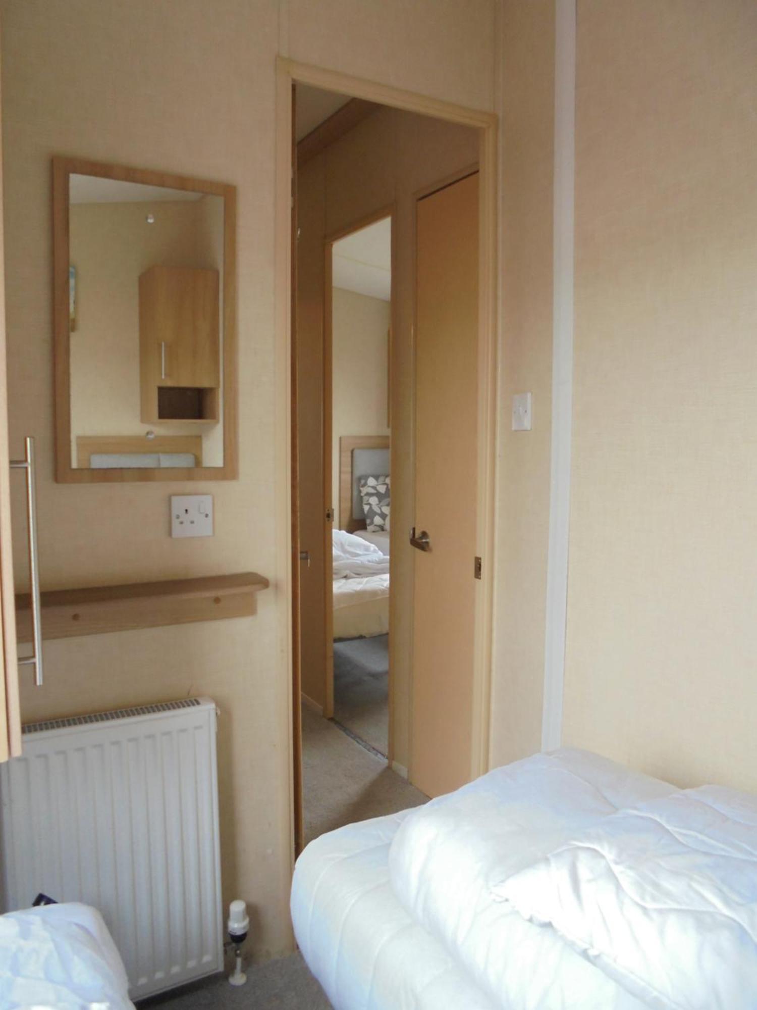 8 Berth On Southview Bowness Central Heated Скегнес Екстериор снимка