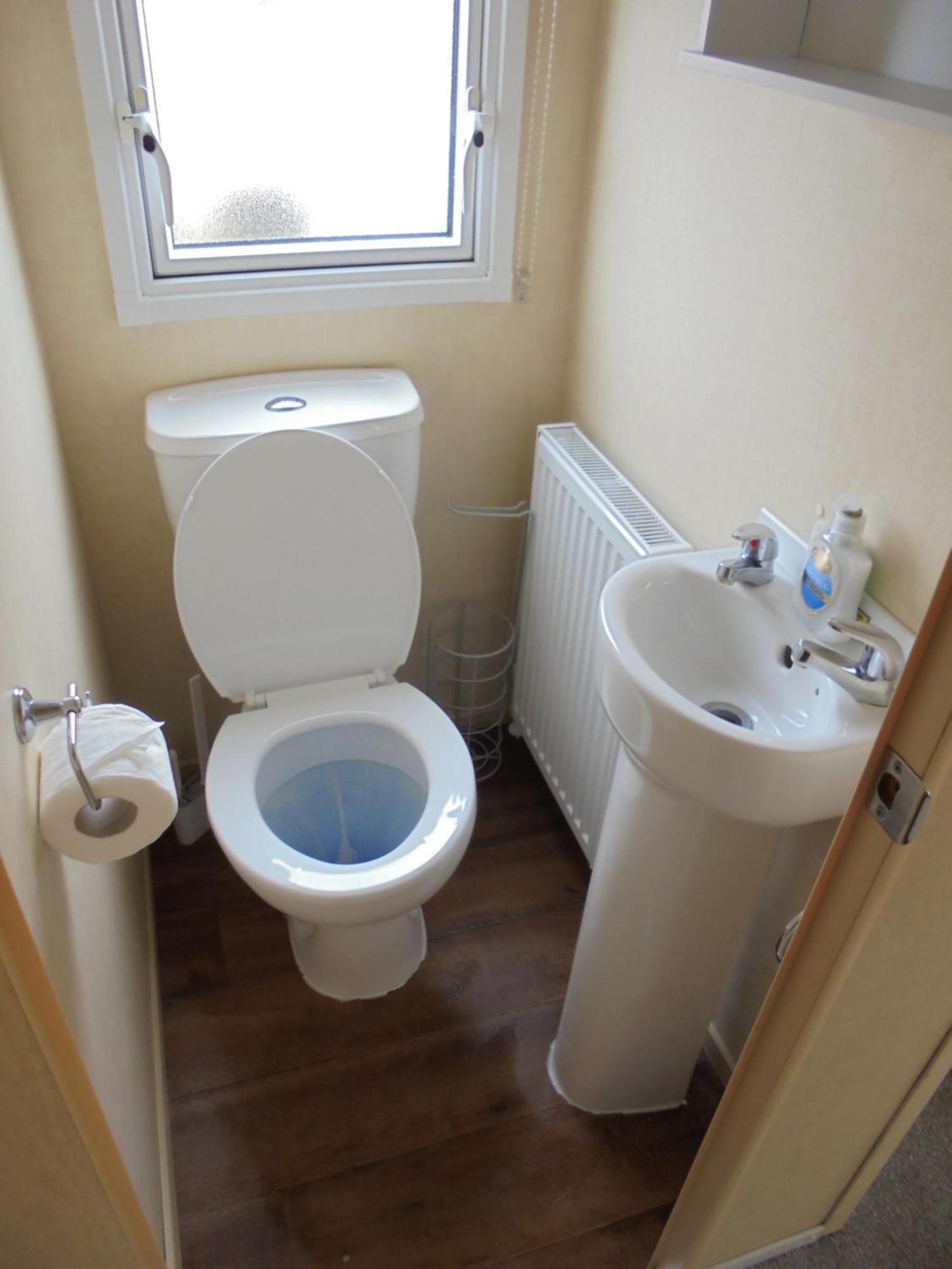 8 Berth On Southview Bowness Central Heated Скегнес Екстериор снимка